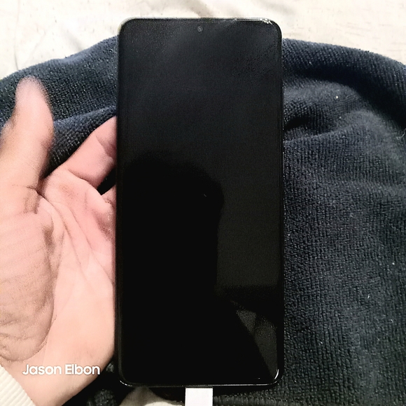 Samsung Galaxy S20 Ultra 128GB - Picture 2 of 4